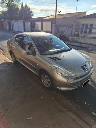 PEUGEOT 207 1.4 XR 8V FLEX 4P MANUAL